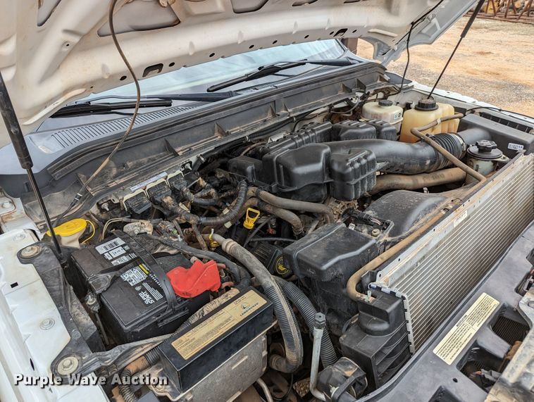 image for item DR6807 2016 Ford F350 Super Duty XL  flatbed pickup truck