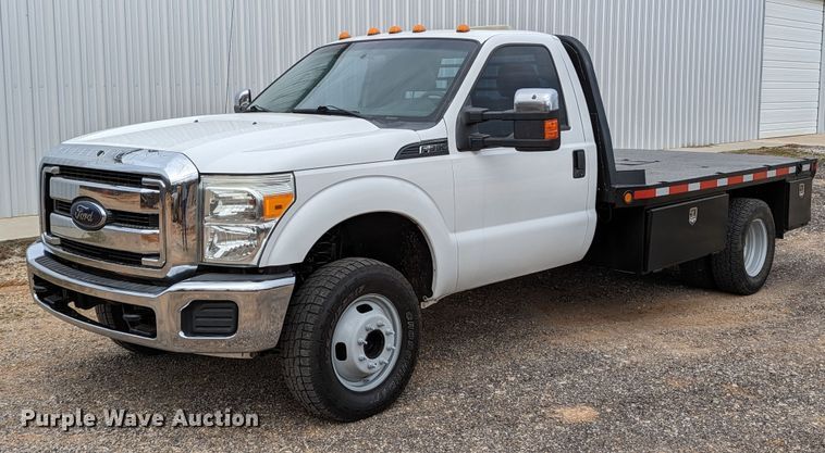 image for item DR6808 2013 Ford F350 Super Duty XL  flatbed pickup truck