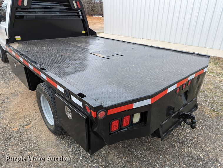 image for item DR6808 2013 Ford F350 Super Duty XL  flatbed pickup truck