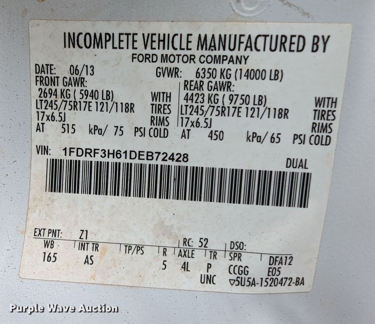 image for item DR6808 2013 Ford F350 Super Duty XL  flatbed pickup truck