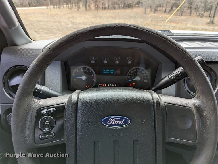 image for item DR6809 2014 Ford F350 Super Duty XL  flatbed pickup truck