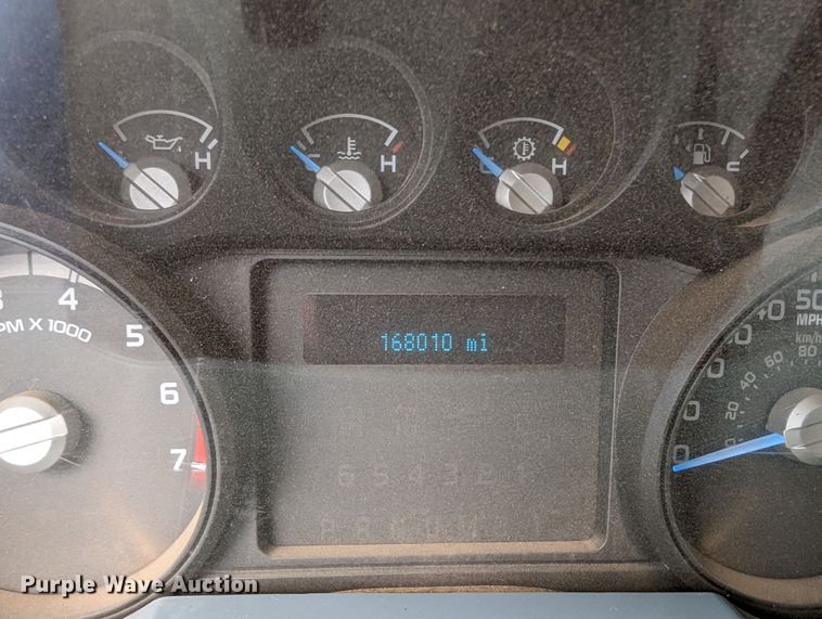 image for item DR6809 2014 Ford F350 Super Duty XL  flatbed pickup truck