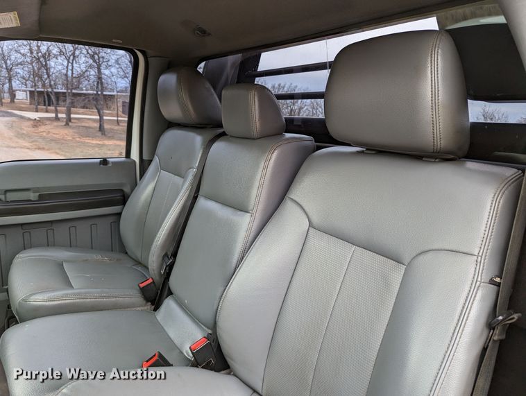 image for item DR6809 2014 Ford F350 Super Duty XL  flatbed pickup truck