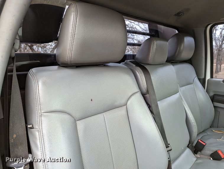 image for item DR6809 2014 Ford F350 Super Duty XL  flatbed pickup truck