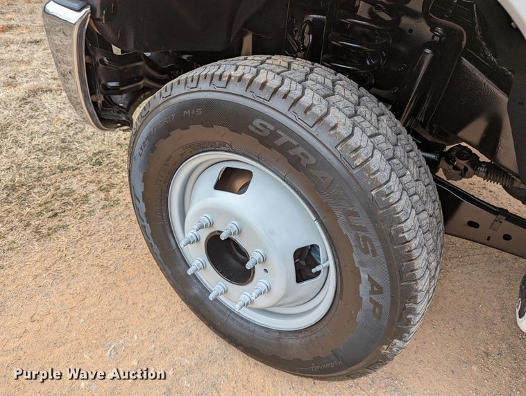 image for item DR6809 2014 Ford F350 Super Duty XL  flatbed pickup truck