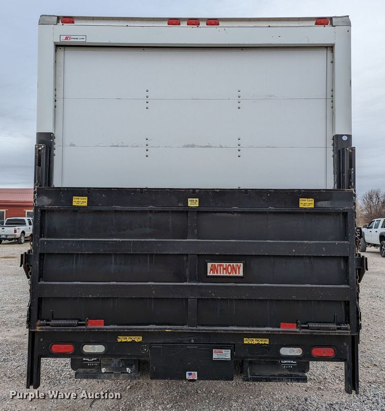 image for item DR6811 2006 GMC C4500  box truck