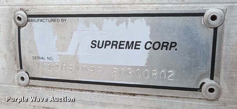 image for item DR6811 2006 GMC C4500  box truck