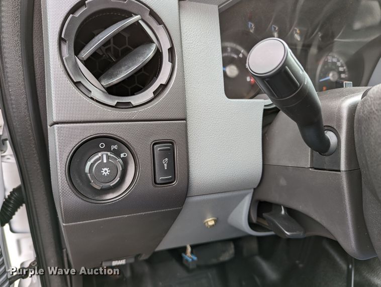 image for item DR6812 2012 Ford F550 Super Duty  dump truck