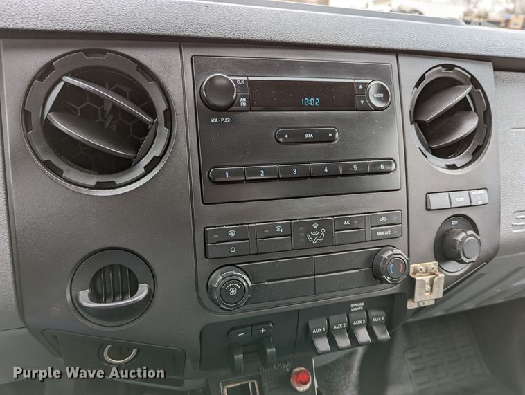 image for item DR6812 2012 Ford F550 Super Duty  dump truck