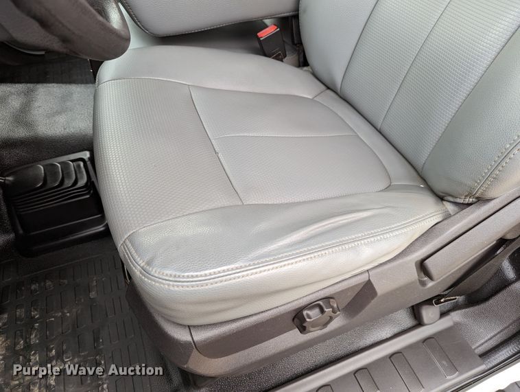 image for item DR6812 2012 Ford F550 Super Duty  dump truck