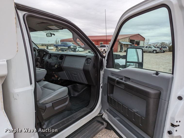 image for item DR6812 2012 Ford F550 Super Duty  dump truck