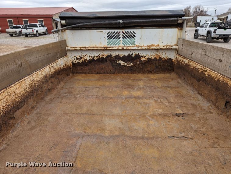 image for item DR6812 2012 Ford F550 Super Duty  dump truck