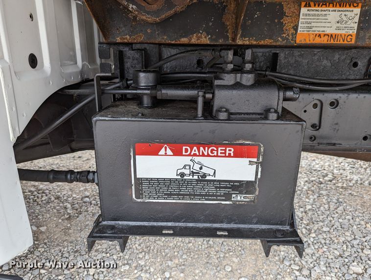 image for item DR6812 2012 Ford F550 Super Duty  dump truck