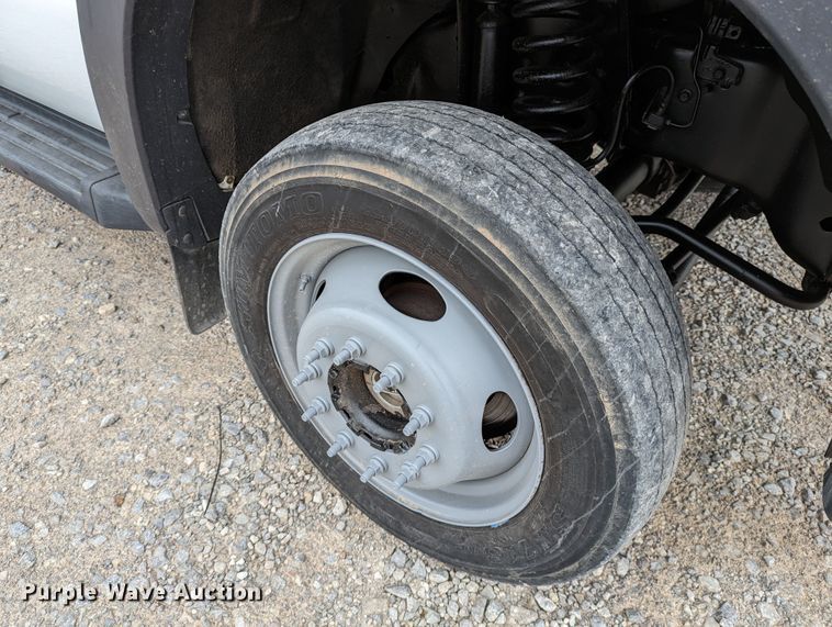 image for item DR6812 2012 Ford F550 Super Duty  dump truck