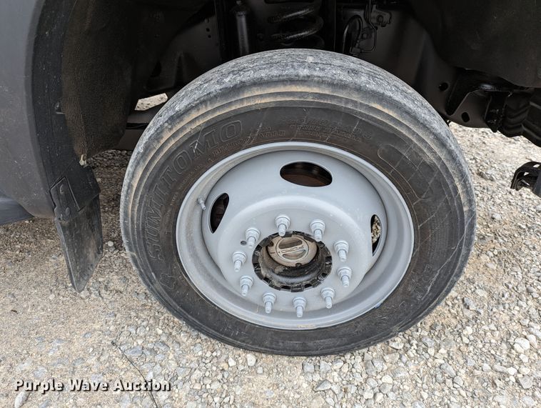 image for item DR6812 2012 Ford F550 Super Duty  dump truck