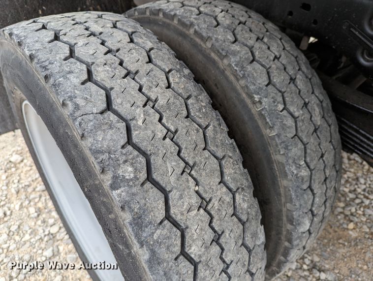 image for item DR6812 2012 Ford F550 Super Duty  dump truck