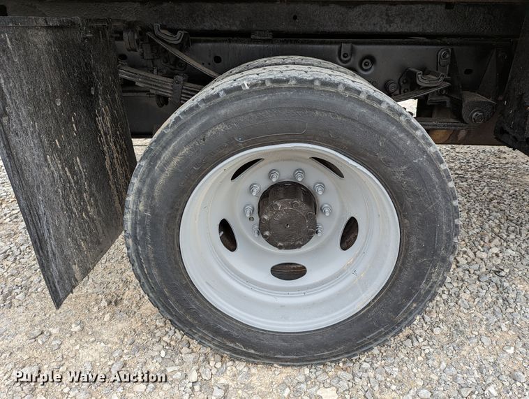 image for item DR6812 2012 Ford F550 Super Duty  dump truck