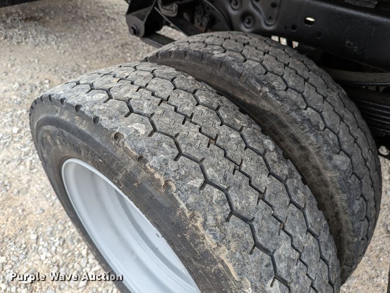 image for item DR6812 2012 Ford F550 Super Duty  dump truck