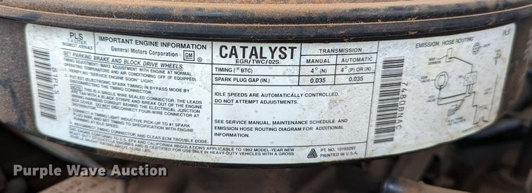 image for item DR6813 1992 GMC Sierra C3500HD SL  pickup truck cab and chassis