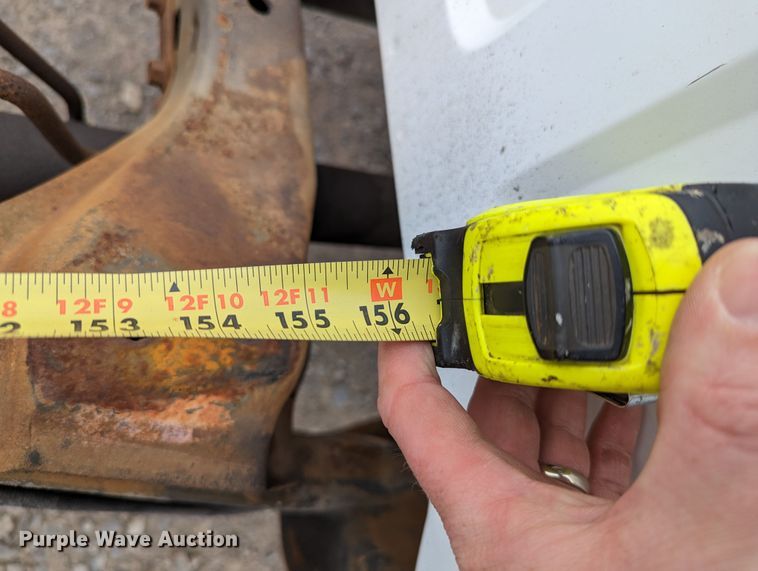 image for item DR6813 1992 GMC Sierra C3500HD SL  pickup truck cab and chassis