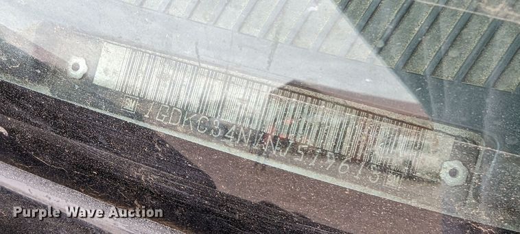 image for item DR6813 1992 GMC Sierra C3500HD SL  pickup truck cab and chassis