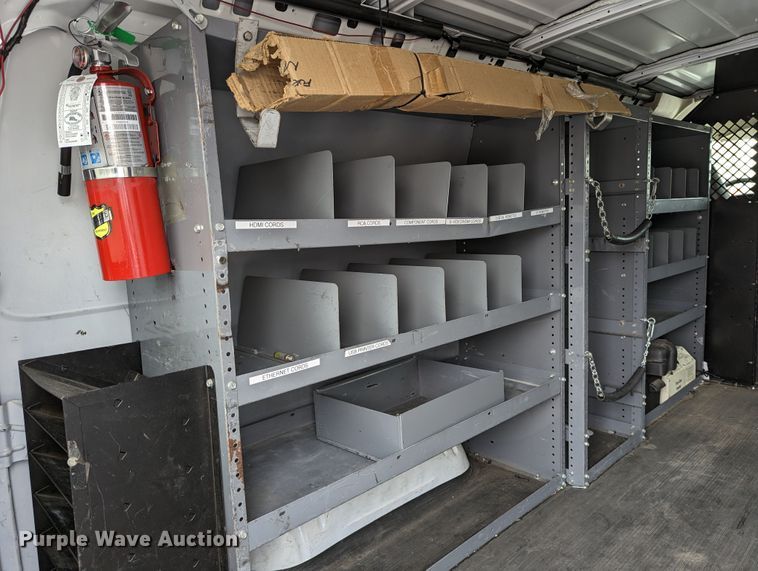 image for item DR6814 2007 GMC Savana G2500  van