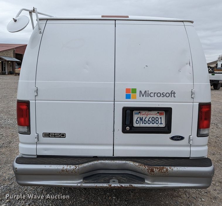 image for item DR6815 2001 Ford E250  van