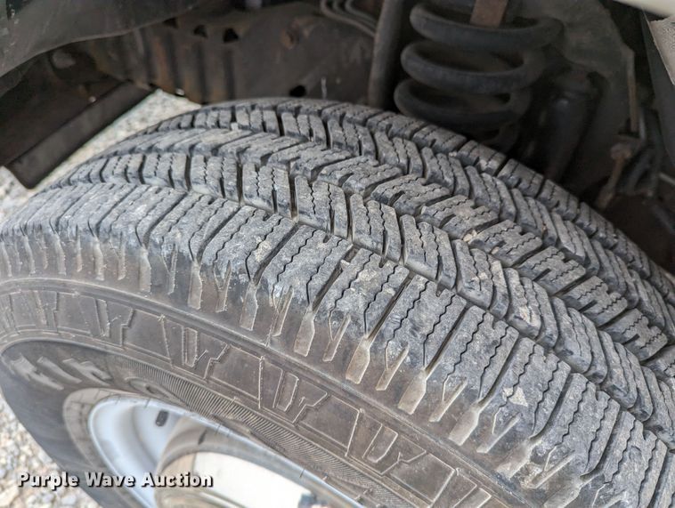 image for item DR6815 2001 Ford E250  van