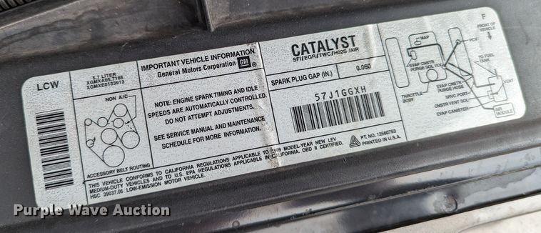 image for item DR6818 1999 GMC Suburban 1500 SLT  SUV