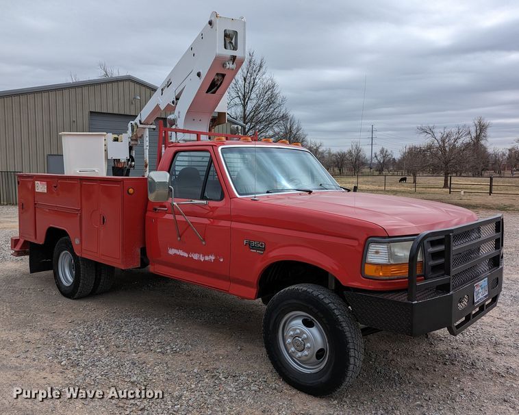 image for item DR6820 1996 Ford F350 XL  utility bed pickup truck with bucket lift