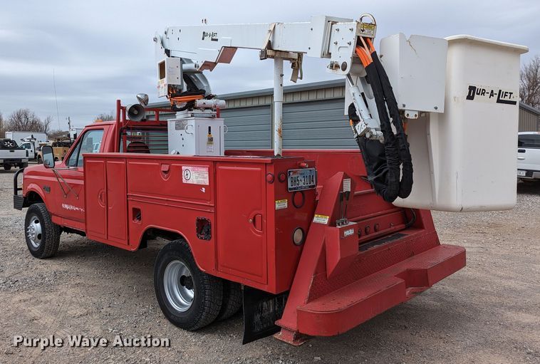 image for item DR6820 1996 Ford F350 XL  utility bed pickup truck with bucket lift