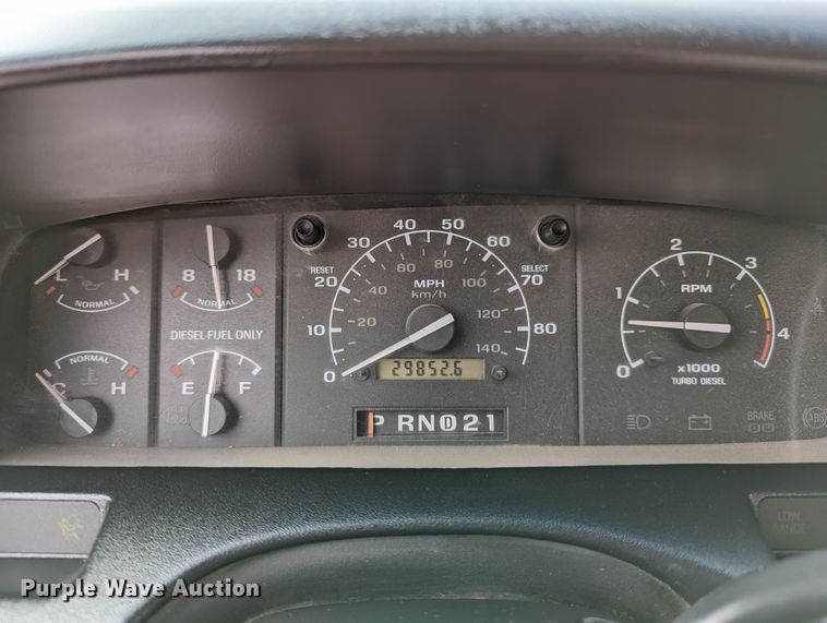 image for item DR6820 1996 Ford F350 XL  utility bed pickup truck with bucket lift