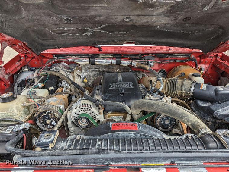 image for item DR6820 1996 Ford F350 XL  utility bed pickup truck with bucket lift