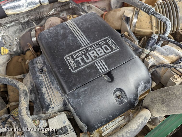 image for item DR6820 1996 Ford F350 XL  utility bed pickup truck with bucket lift