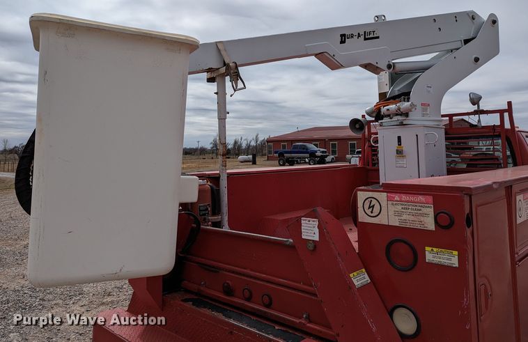 image for item DR6820 1996 Ford F350 XL  utility bed pickup truck with bucket lift