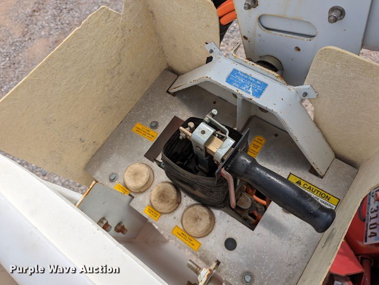 image for item DR6820 1996 Ford F350 XL  utility bed pickup truck with bucket lift