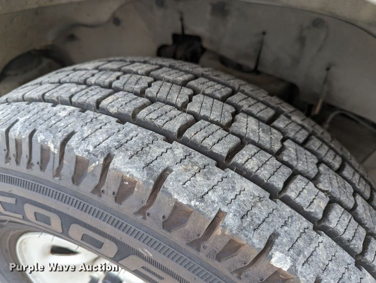 image for item DR6821 2014 Chevrolet Express G3500  box truck