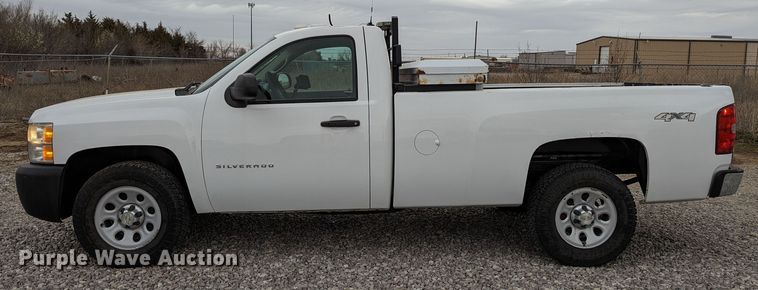 image for item DR6822 2013 Chevrolet Silverado 1500  pickup truck