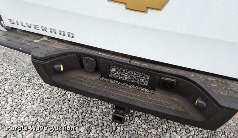 image for item DR6822 2013 Chevrolet Silverado 1500  pickup truck