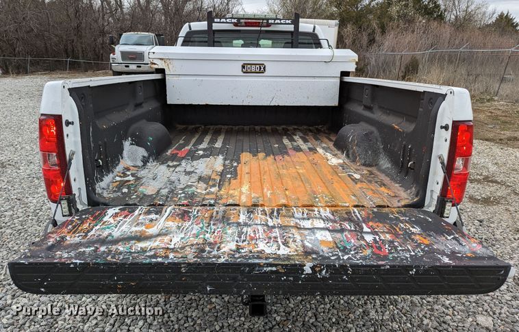 image for item DR6822 2013 Chevrolet Silverado 1500  pickup truck