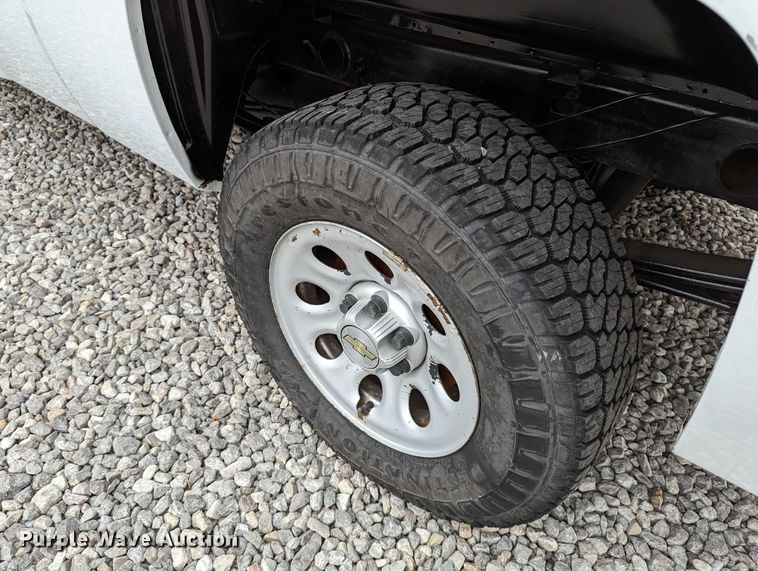 image for item DR6822 2013 Chevrolet Silverado 1500  pickup truck