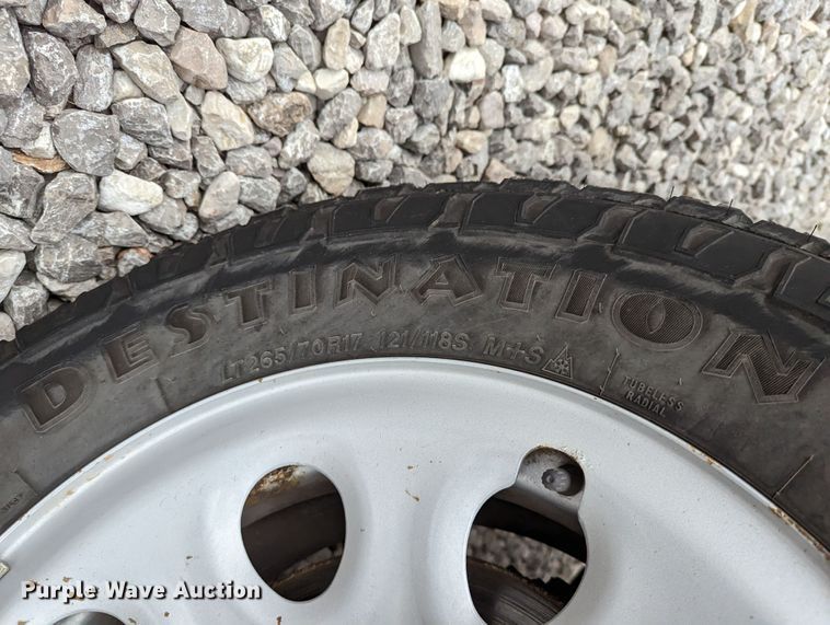 image for item DR6822 2013 Chevrolet Silverado 1500  pickup truck