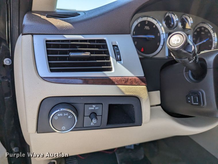 image for item DR6823 2011 Cadillac Escalade  SUV