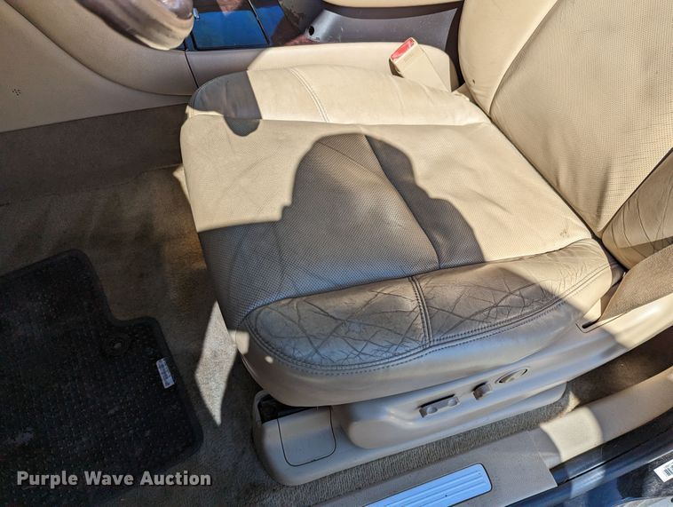 image for item DR6823 2011 Cadillac Escalade  SUV