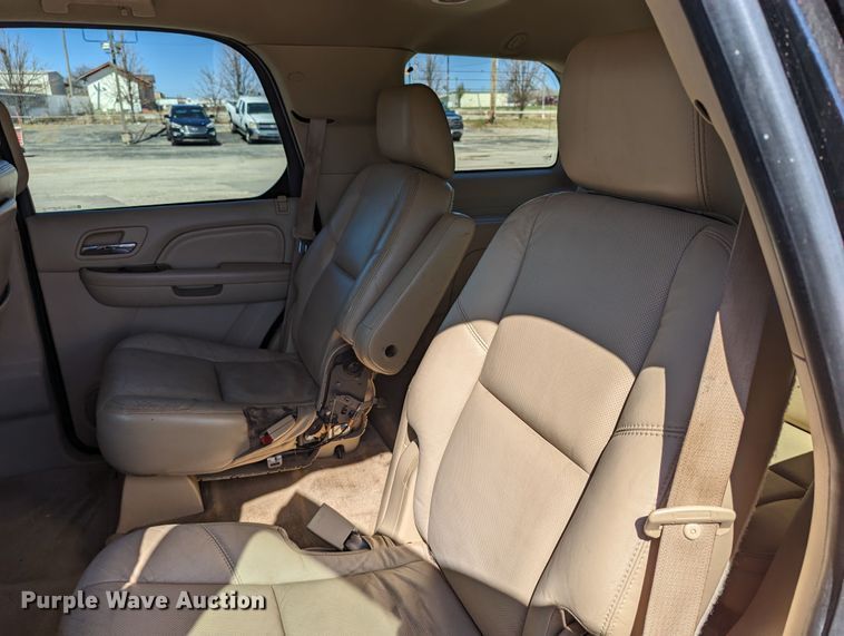 image for item DR6823 2011 Cadillac Escalade  SUV