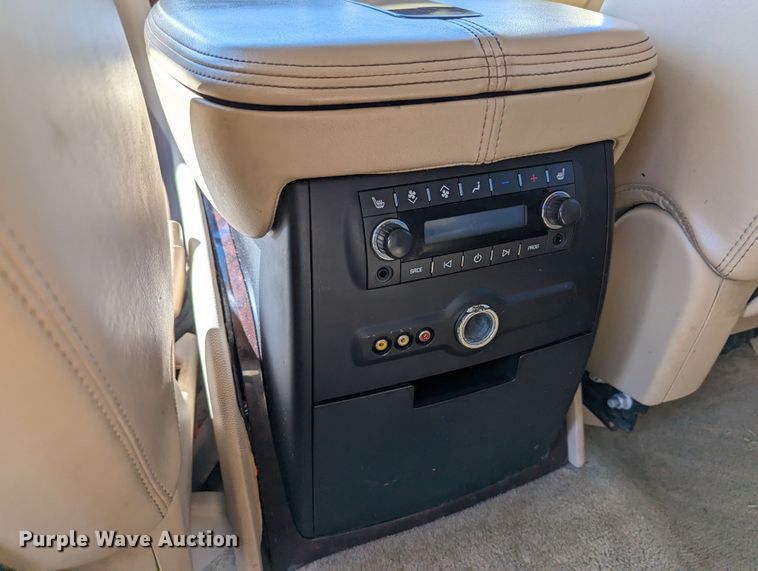 image for item DR6823 2011 Cadillac Escalade  SUV