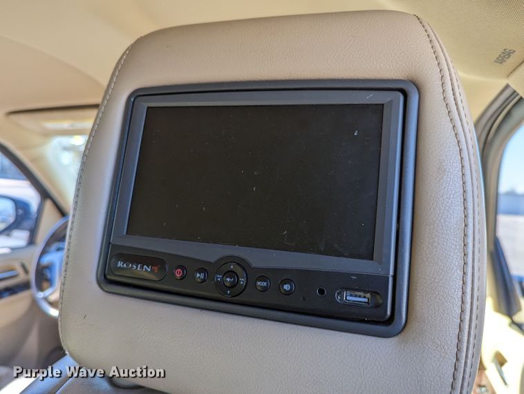 image for item DR6823 2011 Cadillac Escalade  SUV