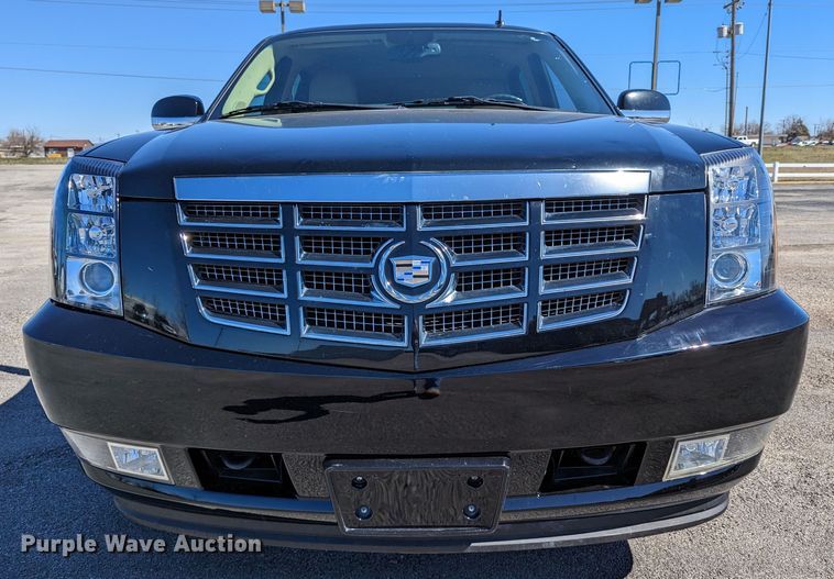 image for item DR6823 2011 Cadillac Escalade  SUV