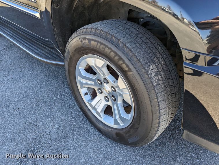 image for item DR6823 2011 Cadillac Escalade  SUV