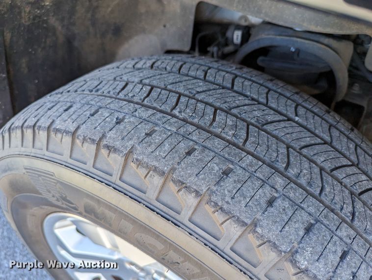 image for item DR6823 2011 Cadillac Escalade  SUV